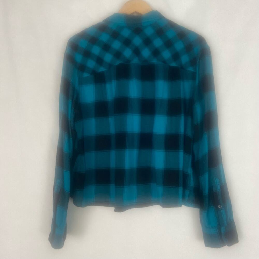 NWT Express Women's Cropped Flannel Top Size Large - Picture 9 of 9